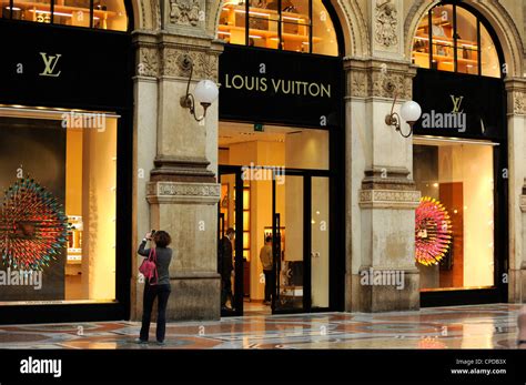 louis vuitton milano lista nozze|louis vuitton italy.